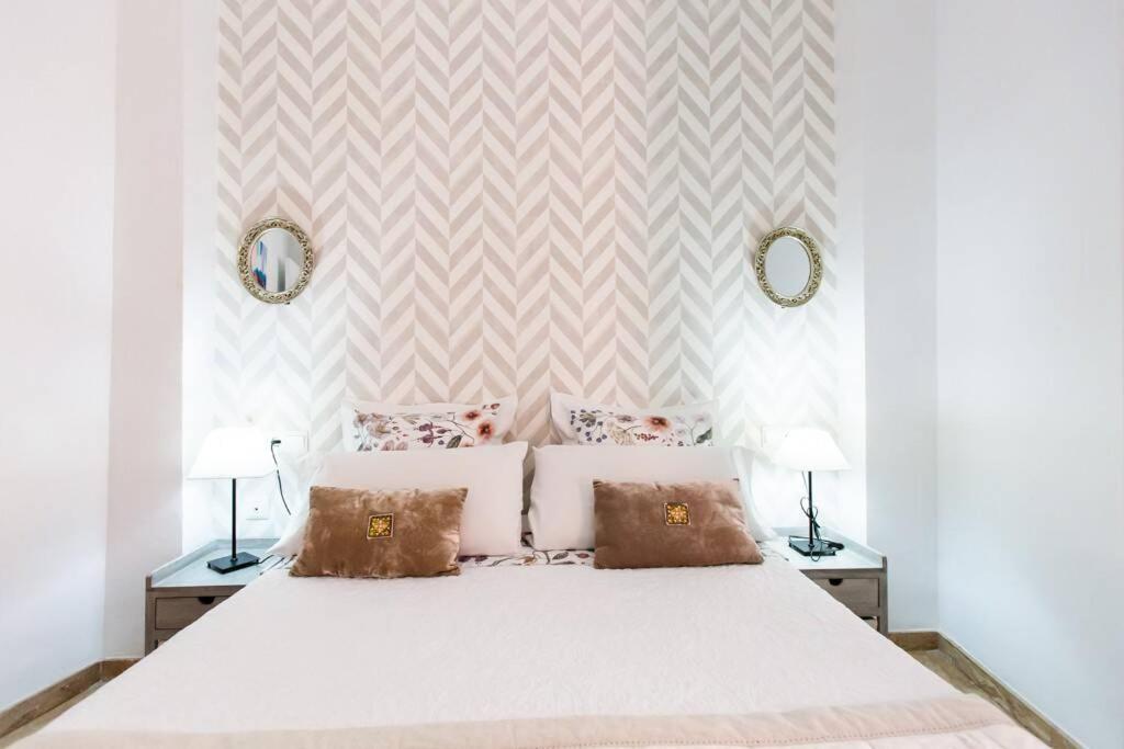 Cheap & Chic In The Center Of Sevilla Extérieur photo